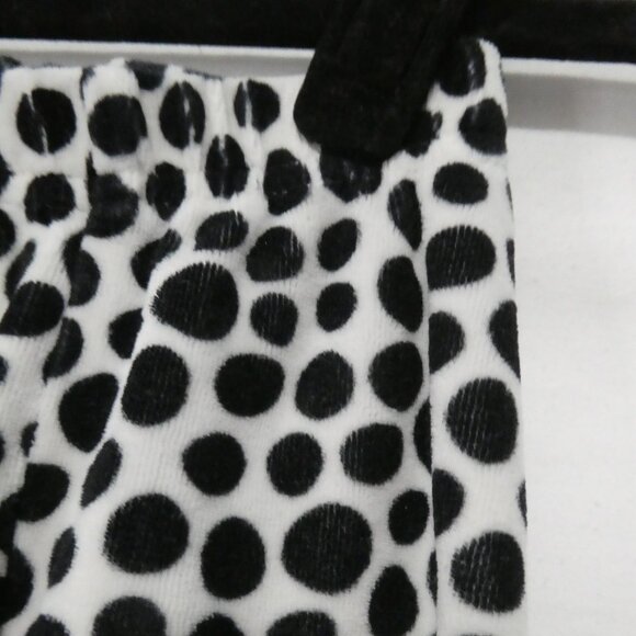 H&M - Hello Kitty | 12-18 months | Black And White Velour Polka Dot Bottoms - Picture 5 of 16